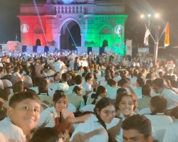 Students at Indian Navy's Beating Retreat & Tattoo show held at the Gateway of India